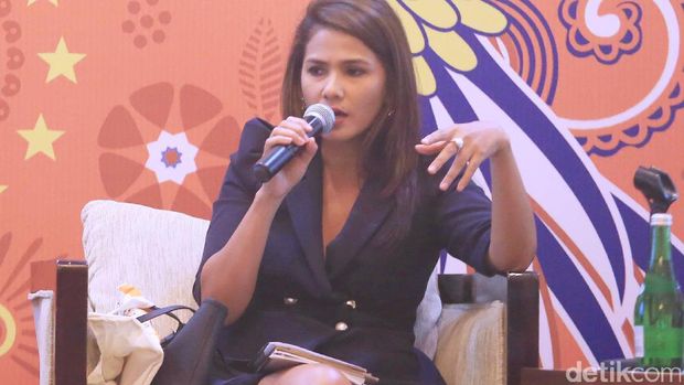 Tio Pakusadewo Terjerat Narkoba, Ayu Ting Ting Kepergok Satu Hotel dengan Raffi Ahmad
