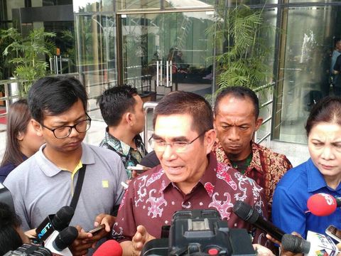 Hamdan Zoelva di gedung KPK