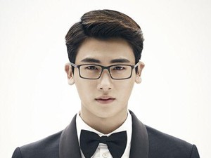 Cantik dan Tampan, 9 Idola K-pop Ini Juga Lahir dari Keluarga Kaya
