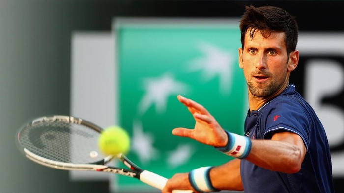 Sempat Kesulitan, Djokovic Lolos ke Babak Ketiga