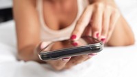 Sexting untuk Tingkatkan Gairah Seks, Ini 4 Hal Penting Diketahui