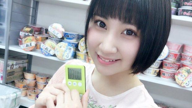 Pengunjung bisa ngobrol bareng selama tiga menit (@noodolcafe/Twitter)