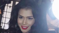 Banyak yang masih tak percaya Dinda Syarif sebenarnya seorang transgender. Foto: Instagram @dindasyarif