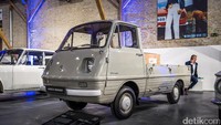 Mobil pikap Mazda Bongo keluaran tahun 1966 Foto: Mazda via Newspress
