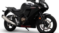 Motor ini hadir dengan instrument cluster LCD di bagian bawah yang meunjukkan informasi berupa kecepatan, bahan bakar, suhu pendingin mesin dan odometer, sementara takometer hadir dengan unit analog.