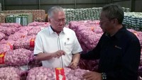 Operasi bernama gerakan stabilisasi harga pangan tersebut dipusatkan di Bulog Divisi Regional Kelapa Gading, Jakarta. Pool/dok. Kemendag.