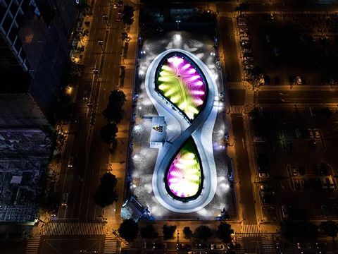 Mimpi Para Runner, Bisa Lomba Lari di Stadion Super Canggih Ini