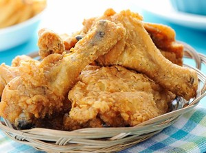 Ini Alasan Ilmiah Kenapa Fried Chicken Rasanya Enak dan Aromanya Kadang Seperti Ikan