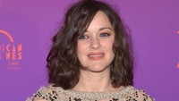 Marion Cotillard juga hadir dalam Opening Gala dinner malam harinya. Foto: Pascal Le Segretain/Getty Images