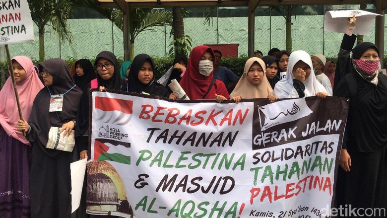 Alasan Mengapa Indonesia Perlu Terus Mendukung Palestina Alasan Mengapa Indonesia Perlu Terus Mendukung Palestina