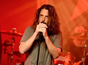 Eddie Vedder Masih Merasa Kehilangan Chris Cornell