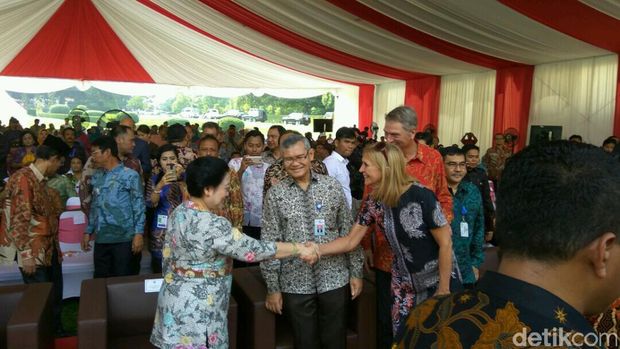 Megawati hadiri peringatan 200 tahun Kebun Raya Bogor / 