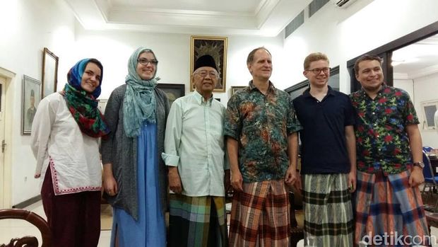4 Mahasiswa AS Kaji Ajaran Islam Moderat di Jombang dan Mojokerto