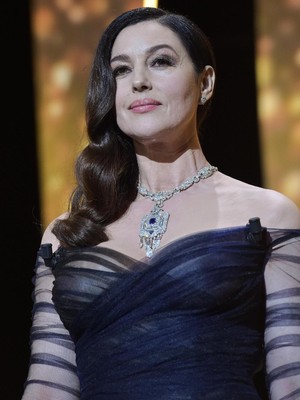 Monica Bellucci Putus Cinta di Usia Matang
