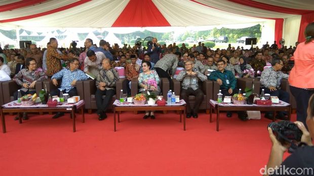 Megawati hadiri peringatan 200 tahun Kebun Raya Bogor / 