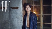 Tinggi Jungshin CNBlue mencapai 183 cm namun berat badannya hanya 61 kg. Dia butuh lebih dari 10 kg lagi untuk bisa memiliki berat badan ideal. Foto: AllKpop