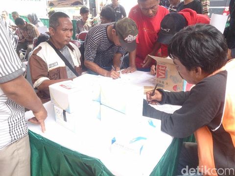  Operasi anti narkoba di Terminal Kampung Rambutan, Jakarta Timur, Kamis (18/5/2017)
