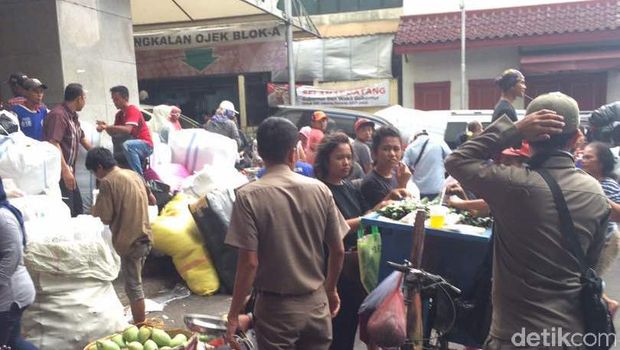 Penertiban PKL di Tanah Abang