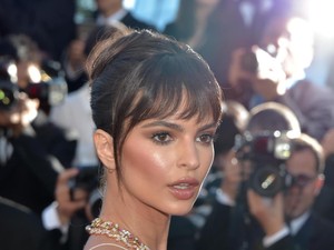 Foto: 5 Selebriti Hollywood yang Nyaris Bugil di Jalanan
