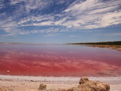 Danau Ajaib Dunia