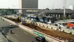 Penampakan LRT Jabodebek di MT Haryono