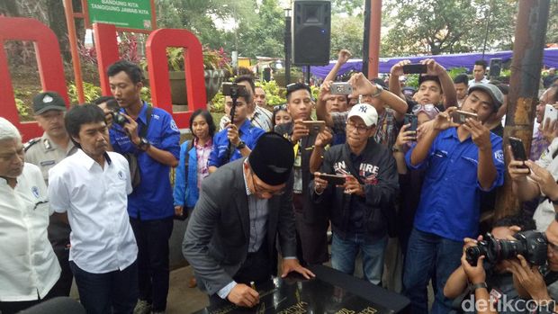 Taman Flexi di Dago Kini Diresmikan Jadi Taman Radio