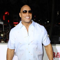 Dwayne Johnson mengaku yakin alien adalah makhluk yang nyata. Saya percaya bahwa kita (manusia) bukanlah satu-satunya. Arogan rasanya kalau berpikir kitalah satu-satunya, kata Dwayne. Foto: Dwayne Johnson (Alexander Tamargo/Getty Images)