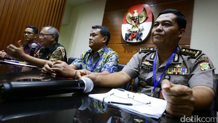 Penyidik Analisis Kasus Ditangani Novel Termasuk yang Terkait Polisi