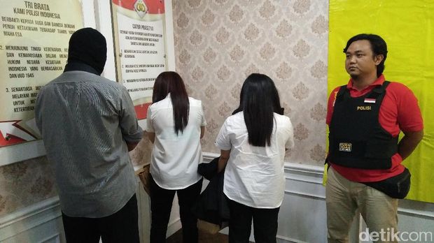 Polisi Gerebek Tempat Karaoke di  Kelapa  Gading  10 LC 