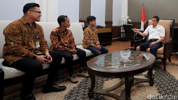 Naufal bertemu Menteri ESDM beberapa waktu lalu. 