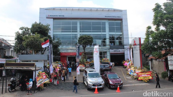 Diler Baru Mitsubishi di Bandung