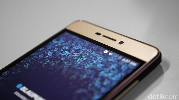 Blaupunkt Soundphone S2, Ponsel yang Bisa Jadi Powerbank