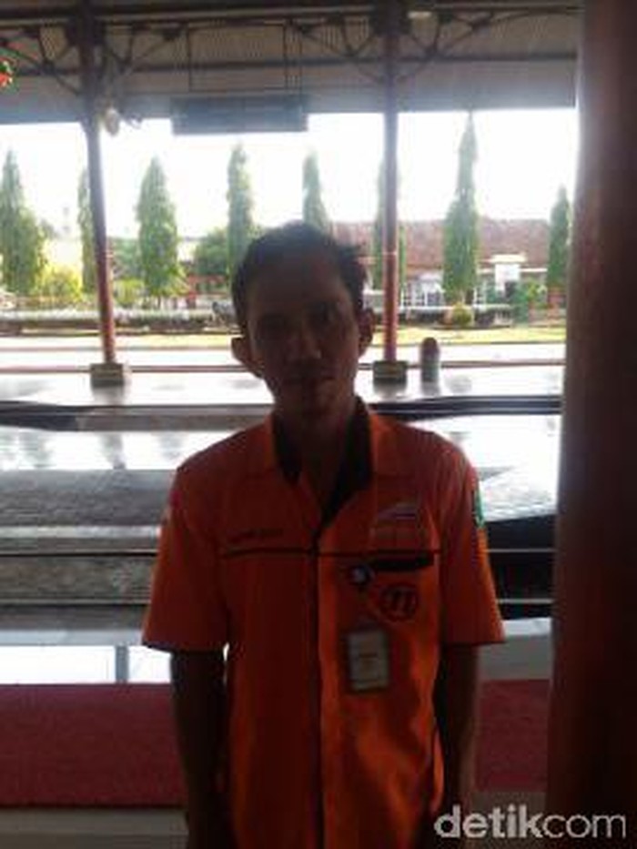 Porter Penemu Tas Berisi Uang Ratusan Juta Kaget: Astagfirullah