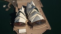 Sydney Opera House di Australia, dianggap sebagai salah satu karya arsetektur terbaik abad ke-20 yang dirancang oleh Jorn Utzon. Cameron Spencer/Getty Images.