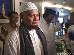 Seperti Arifin Ilham, 4 Tokoh Ini Idap Kanker Kelenjar Getah Bening