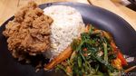 Sedapnya Nasi Simangunsong dan Mie Kangkung Khas Melayu di Sini