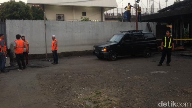 PT KAI Mulai Bangun Stasiun Sementara di Klender PT KAI Mulai Bangun Stasiun Sementara di Klender