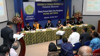 Suasana sidang doktoral Michael Wattimena.
