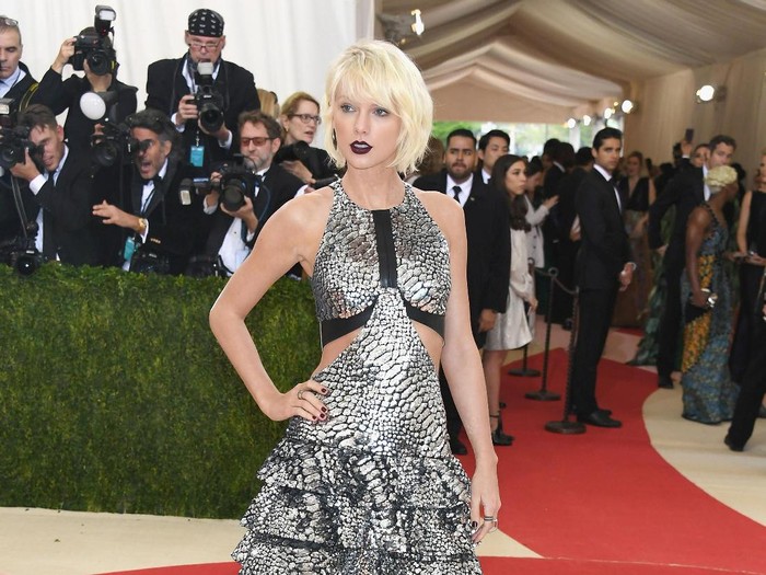 Taylor Swift Hapus Unggahan di Media Sosial karena Baikan dengan Katy Perry?