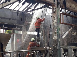 PT KAI Daop I: Tak Ada Korban Jiwa di Kebakaran Stasiun Klender