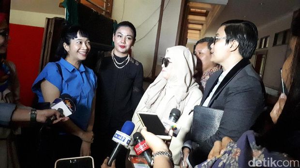 Istri Indra Birowo Bersaksi di Sidang Cerai Aming-Evelyn