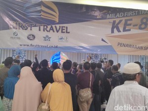 Tak Ada Kepastian, Berikut Jeritan Calon Jamaah Umrah First Travel