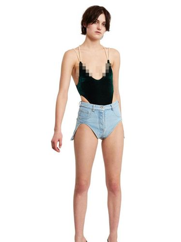 Uniknya Dress Seharga Rp 6 Juta yang Dibuat dari Celana Jeans