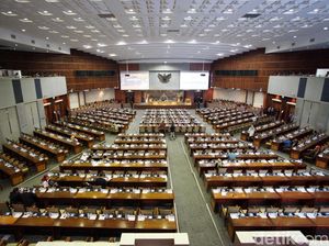 DPR Lantik Pengganti Tantowi Yahya dan Sohibul Iman Hari Ini