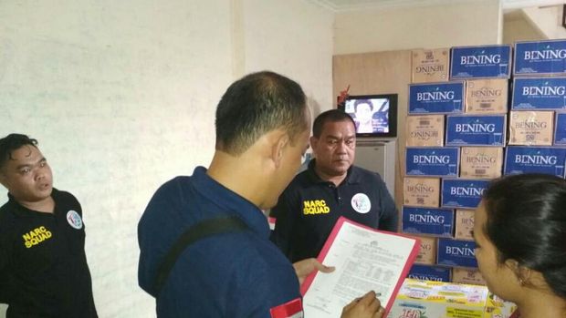 Polrestro Bekasi Amankan Miras dari Toko Kelontong dan Warung Jamu