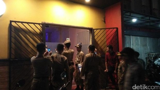 Jelang Ramadan, Satpol PP Razia Tempat Hiburan Malam di Cilegon