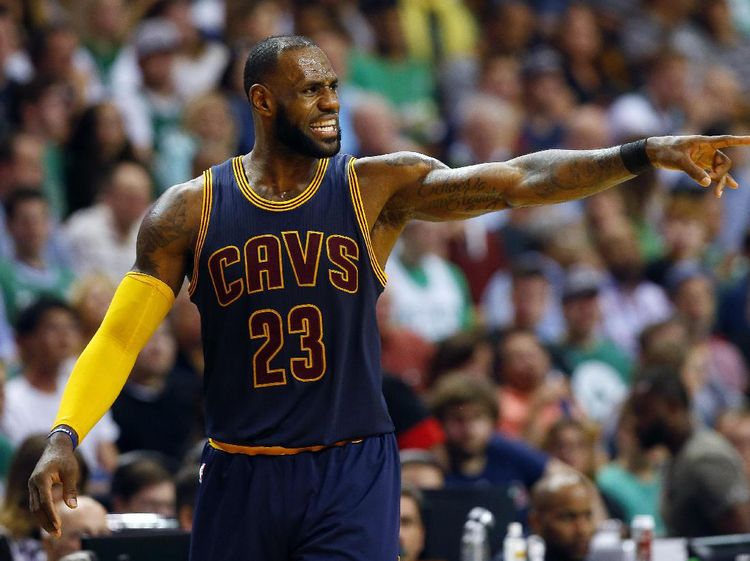 Cleveland Cavaliers Lumat Celtics