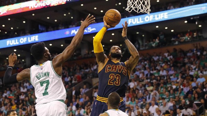 LeBron James Bawa Cavs Lumat Celtics