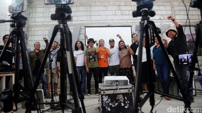 Harkitnas Ala Slank