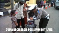 4. Polisi juga menilang sesama polisi. Foto: Dok. Istimewa
